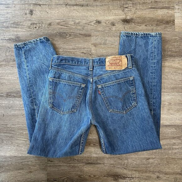 Vintage 90s Levis 501 Blue Button fly Denim Made in USA Jeans Size 32 x 32 501xx - Picture 1 of 8
